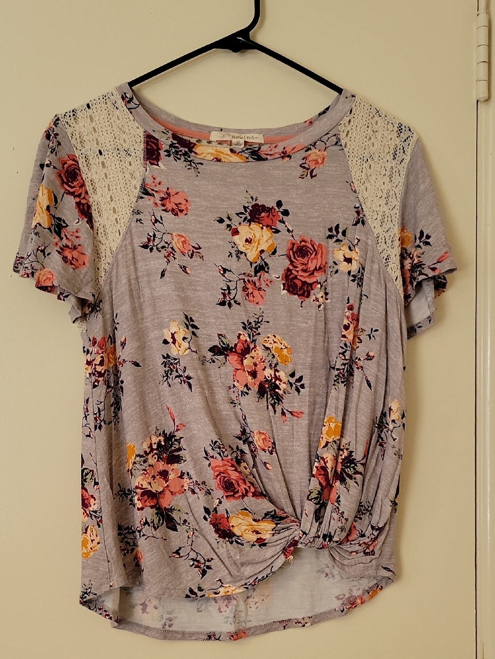 Rewind Gray Floral Short Sleeve Top with Lace Shoulders